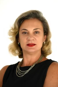 Kelly Dores