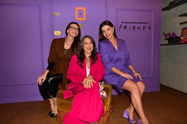“Friends exigia uma collab construída com fãs”, explica diretora de branding da QDB